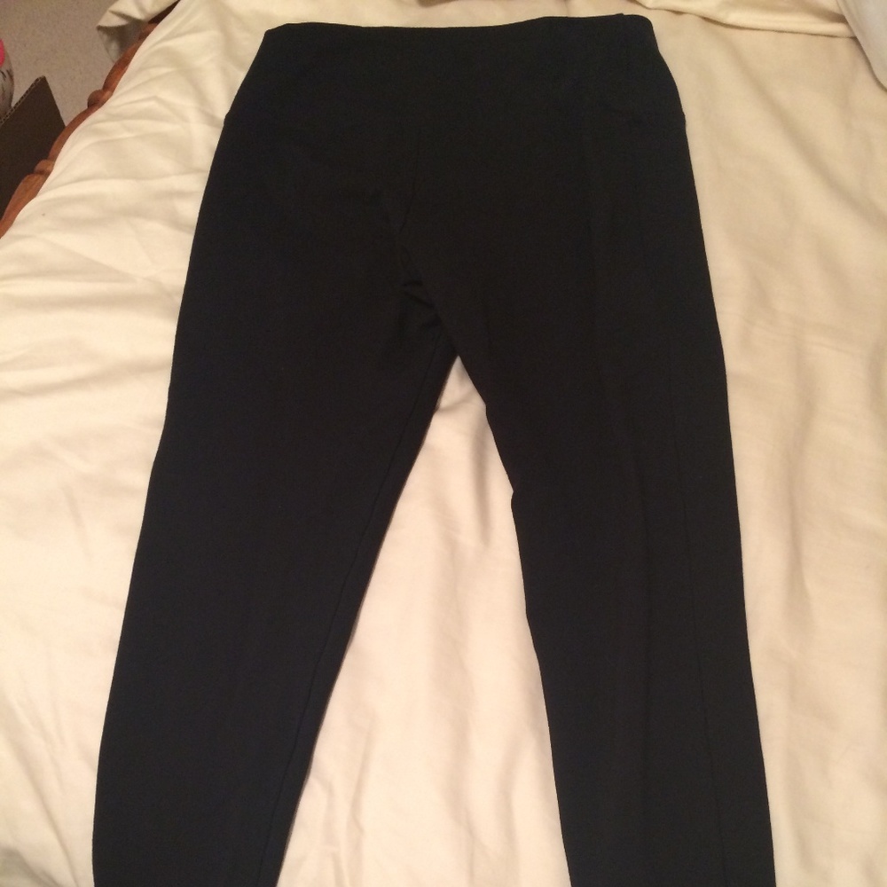 Black 7/8 Leggings